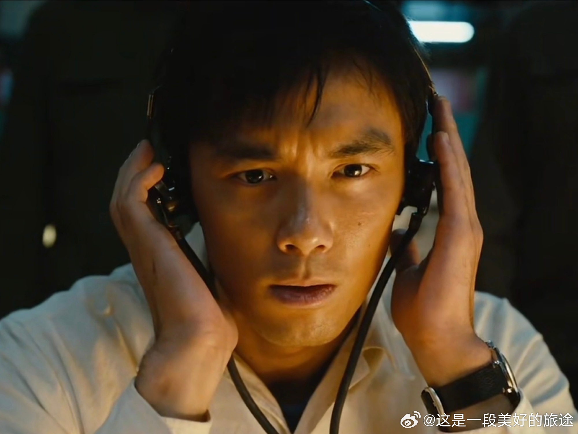 吴磊纯手搓营救黄渤全员演技派啊！从预告就能看出这电影尺度真不是盖的 