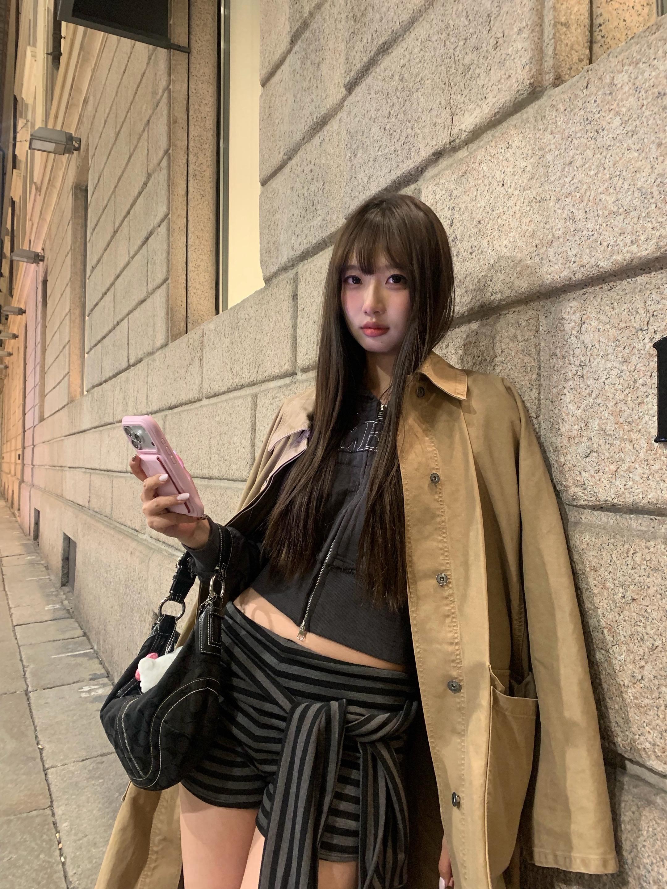 “冷都女”是一个源自韩语的词汇，原意为“冷漠的都市女子”（차가운 도시...