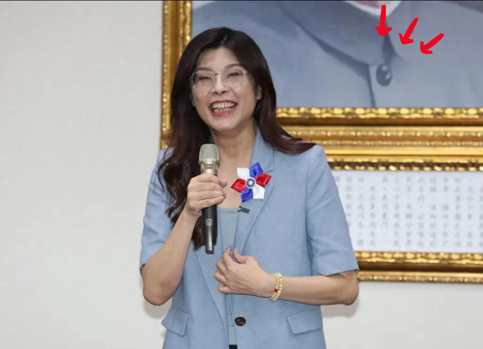 民进党太掉价！郑丽文当选不发贺电，还敢指手画脚？

郑丽文刚赢选国民党主席，民进
