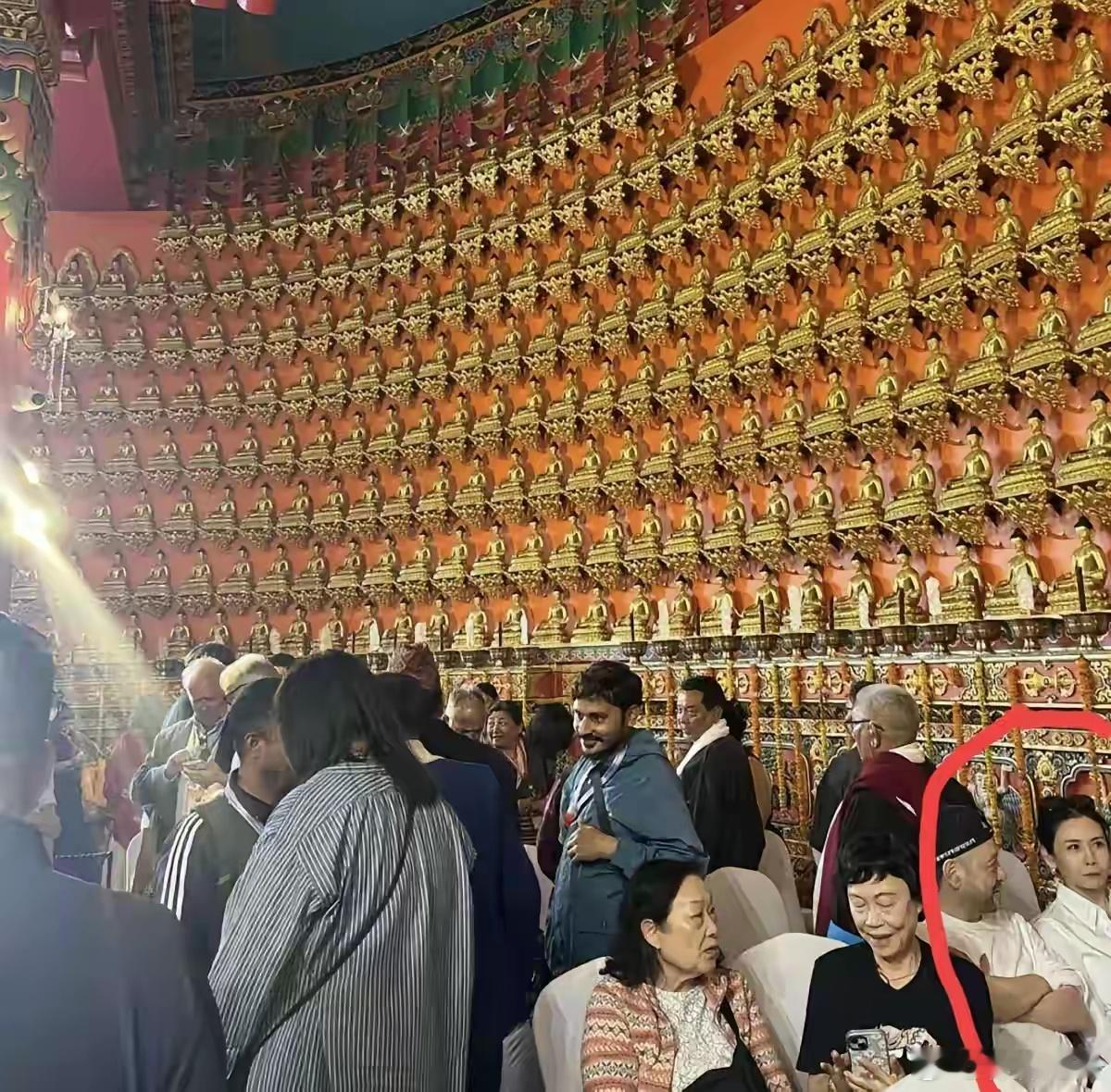 继李连杰之后，邱淑贞也去了尼泊尔!相传，佛教的始祖释迦牟尼诞生于尼泊尔的洛明达。