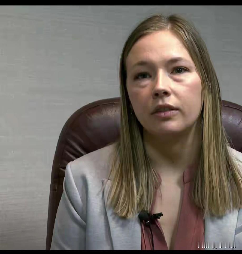 纠缠10年！美国女子被绑架至隔音地堡，正义从不会缺席
 
美国女子萨曼莎被陌生男