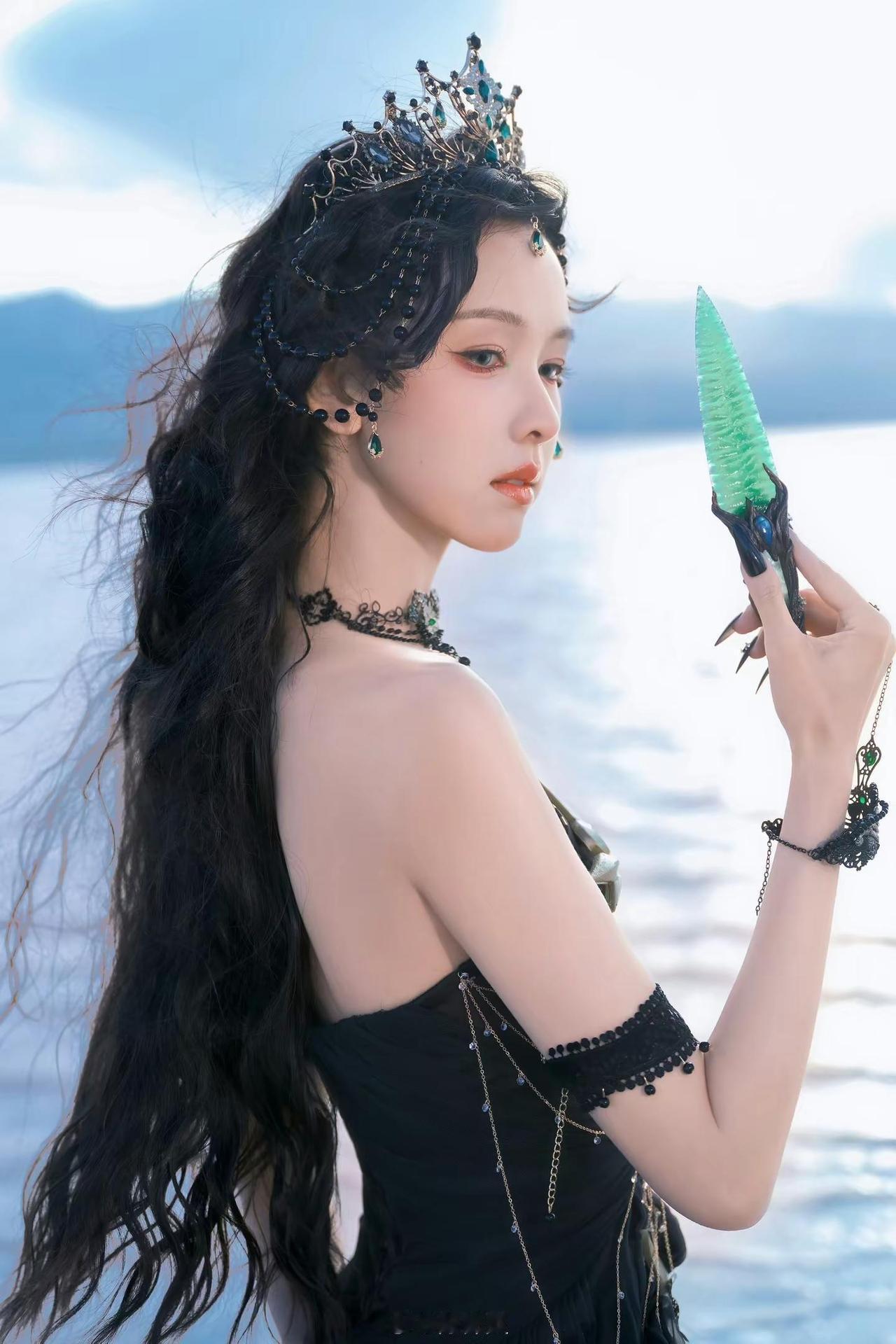 女王👸陈都灵