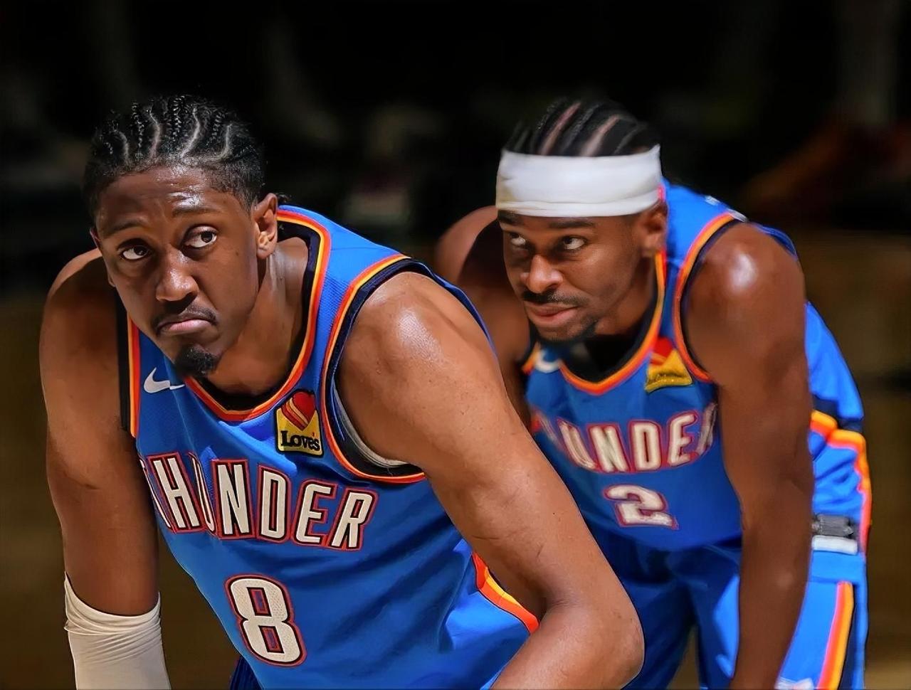 有一说一，杰伦·威廉姆斯和亚历山大根本不在一个档次！！

亚历山大:本场出战27