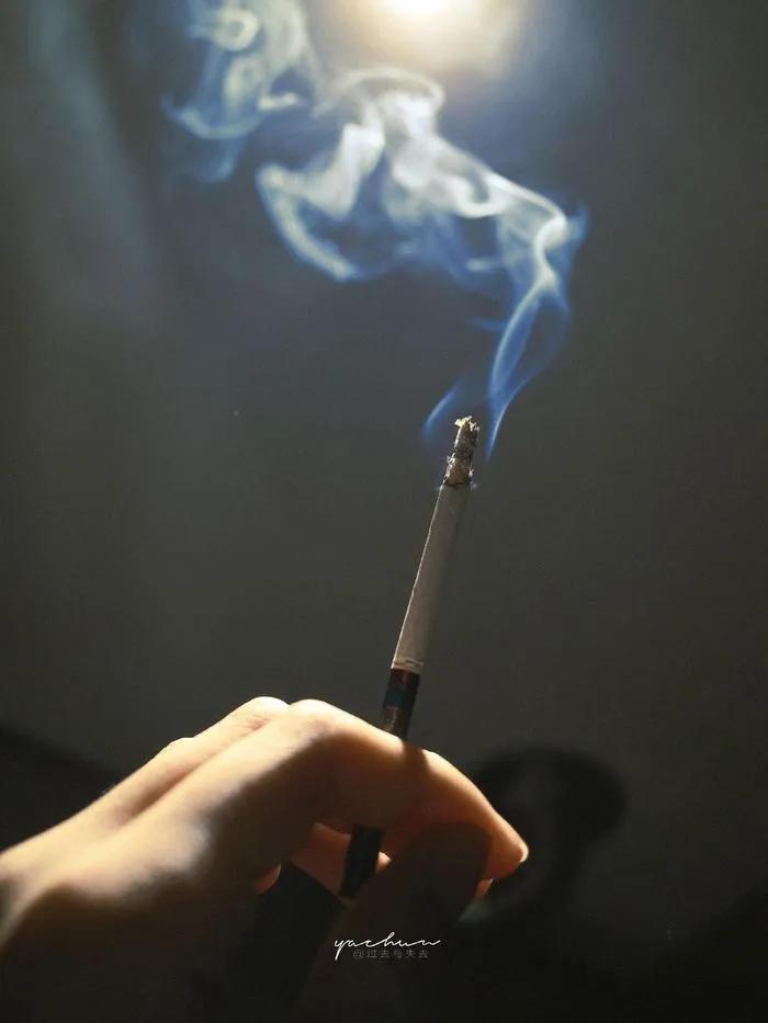 这是烟吗？这不是烟！这是疲惫的慰藉，压力下的寄托，是夜幕降临，安静的凌晨，午夜唯