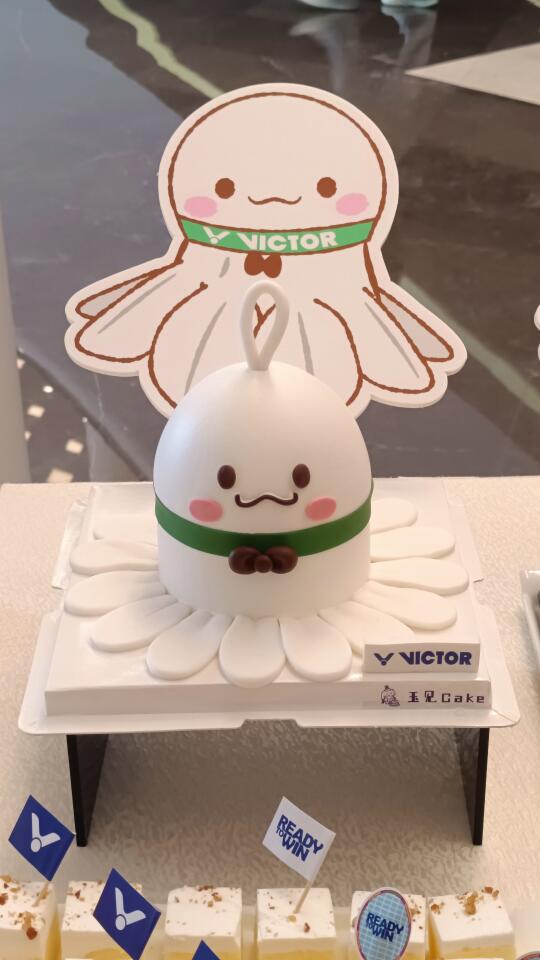 超可爱的羽毛球蛋糕