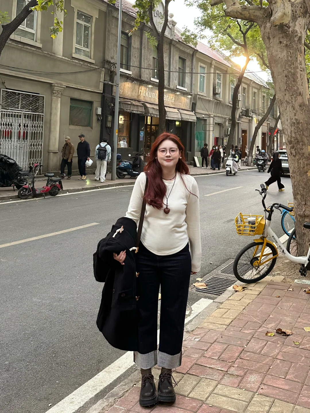微胖穿搭|🍂属于秋冬的氛围感！显瘦学院风～