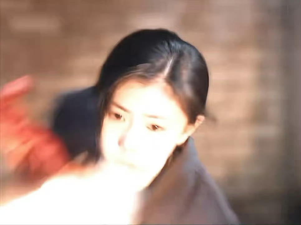 女子想买1斤荔枝一个操作收到100斤 一百斤荔枝……该女子be like: 