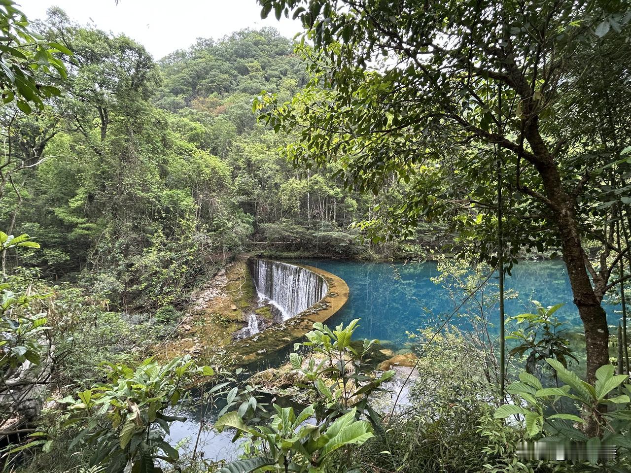 20260414
贵州瀑布！
像绿宝石一样的山间清泉！