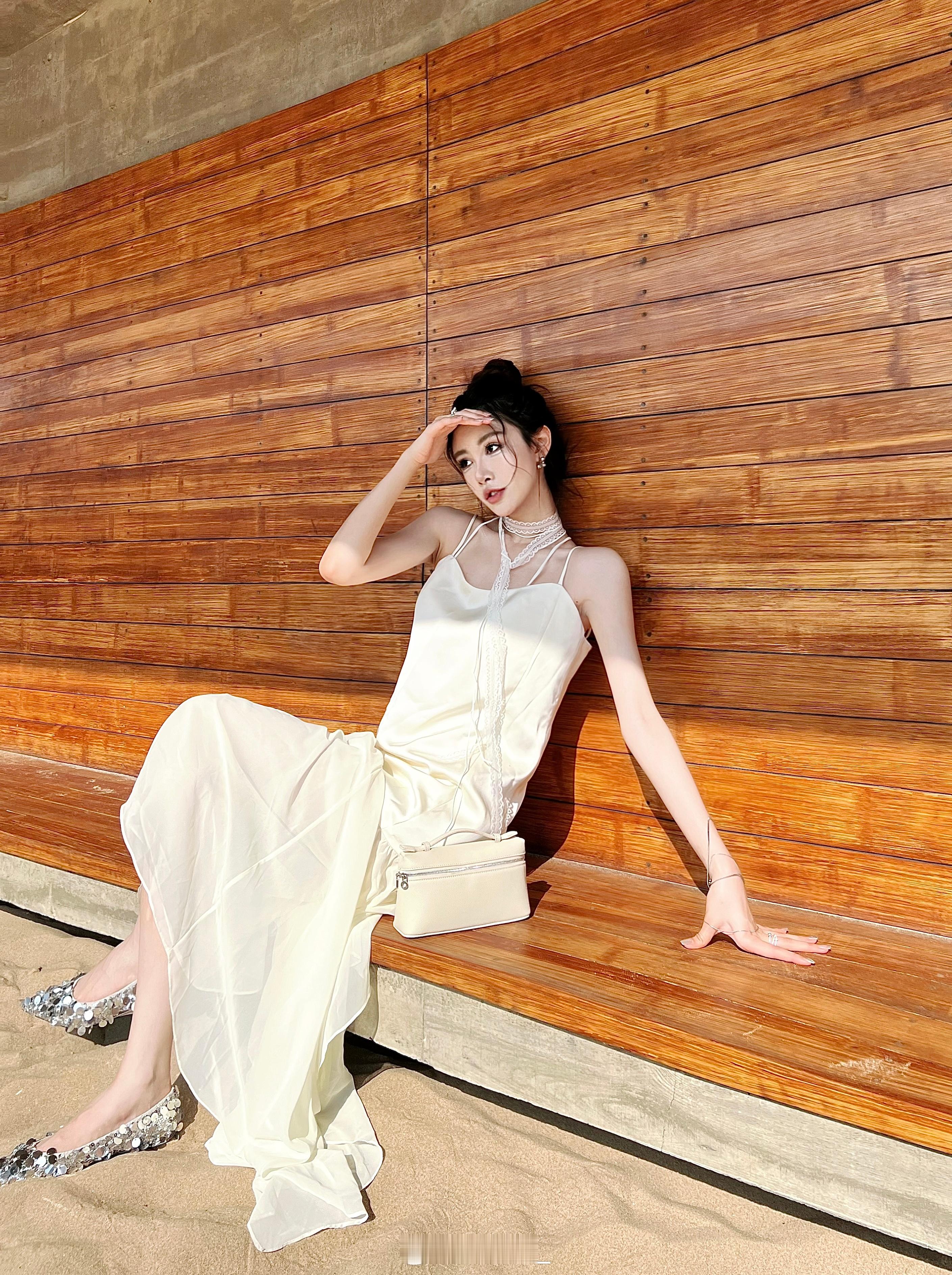 “𝑂𝑟𝑎𝑛𝑔𝑒 𝐻𝑜𝑢𝑟🍊”#今天穿什么##ootd#  