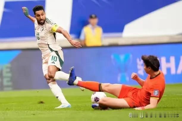 国足1:2优势占尽不敌沙特，可能会面临这3个后果：

1、伊万下课
这是目前球迷