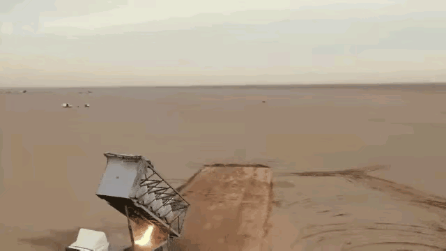 有人拿南联盟举例，说伊朗丧失制空权，根本就已经打不下去了，还不如早点投降。

南