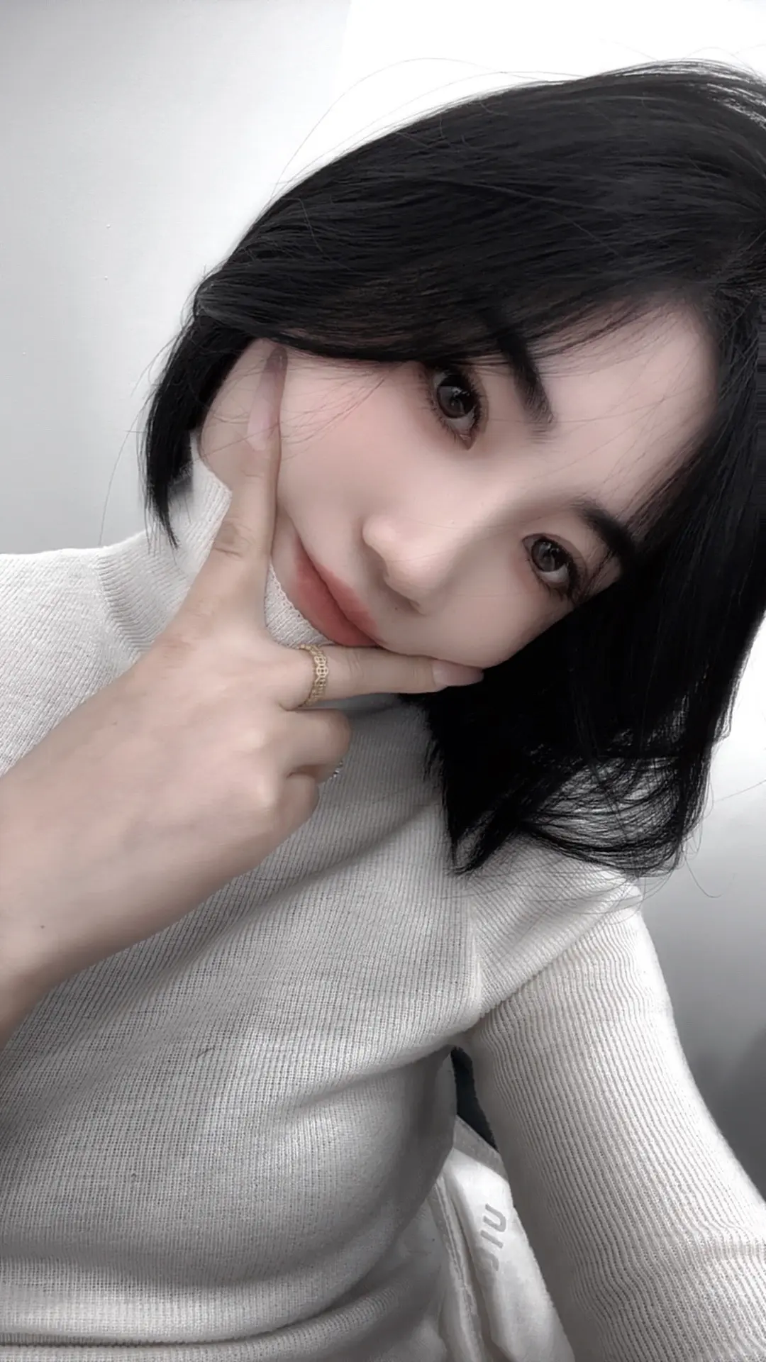 玫瑰花填不饱肚子 蛋小的男人感动不了成熟女人