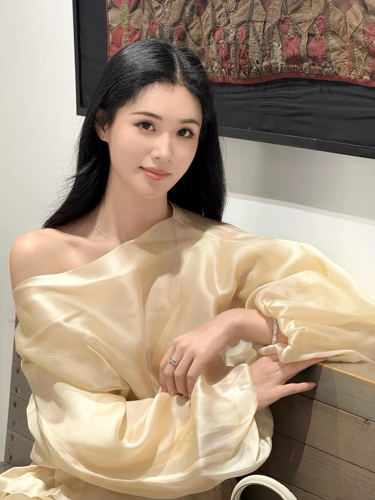 优雅气质，丝滑柔情，尽显女性魅力！