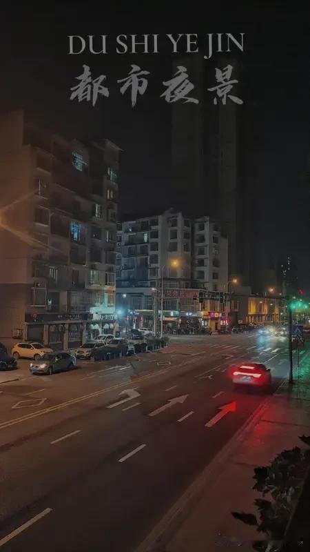 上联:绵绵秋雨他乡夜；白云邀对。阵阵春风故乡晨！[微风]