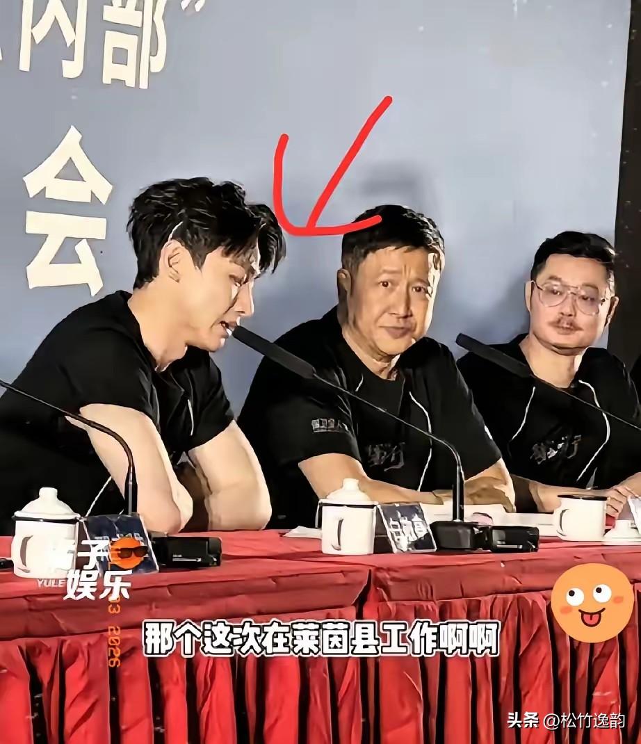 现在全网最懵的人估计就是白敬亭，他自己可能都没想到，新电影还没正式爆，路演先火了