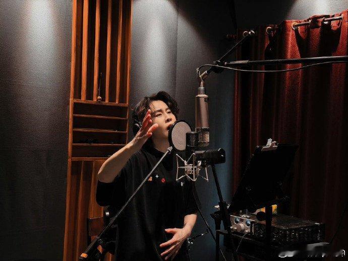 王濛 组内唯一大vocal冰场大魔王跨界变甜歌vocal!王濛《乘风2026》挑