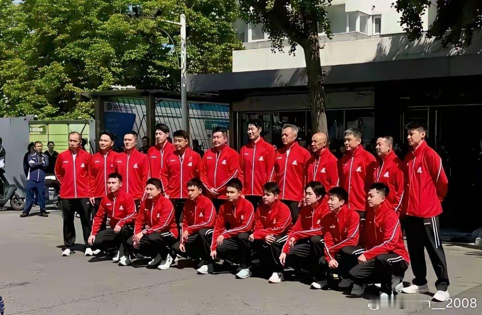 这次伦敦世兵赛男团的淘汰赛签位还是不错的，至少没有与日本队提前相遇，分别是上下半
