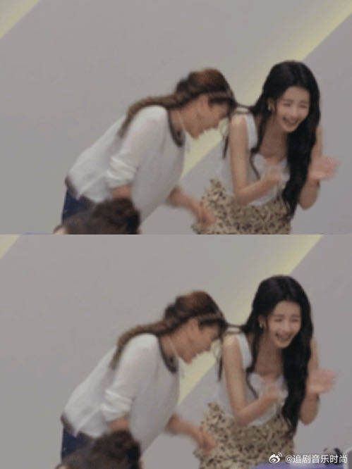 乌兰图雅长在孙怡笑点上孙怡乌兰图雅我求你了姐图雅姐随便一个小表情，都能让孙怡笑到