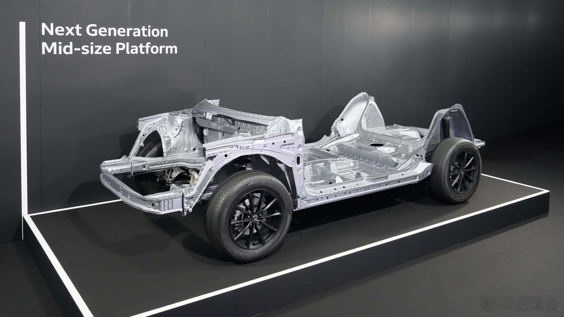 名车志新闻 大型 SUV 专属，本田2027 年推新 V6 混动系统。·  新动