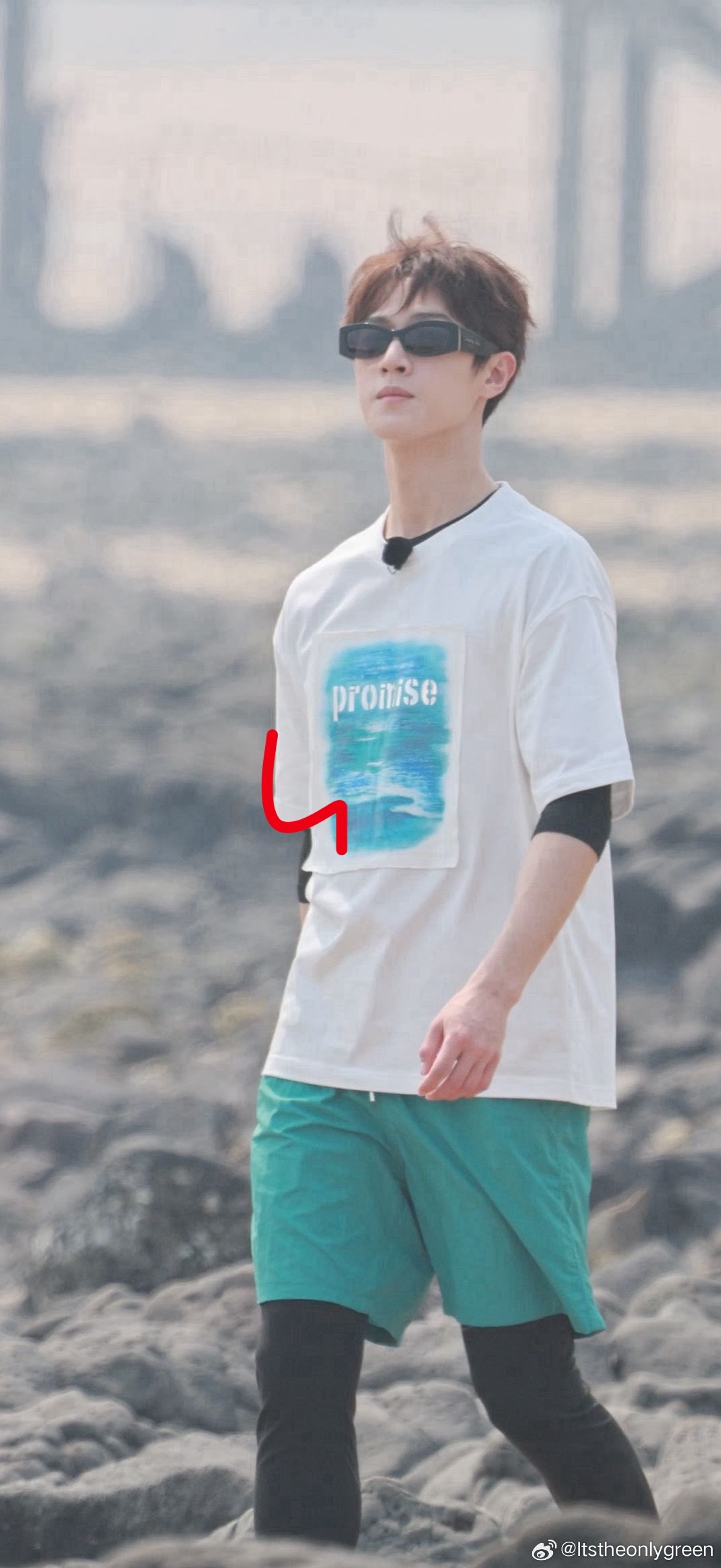 昀牵孟绕  昀牵孟绕 男大出现 