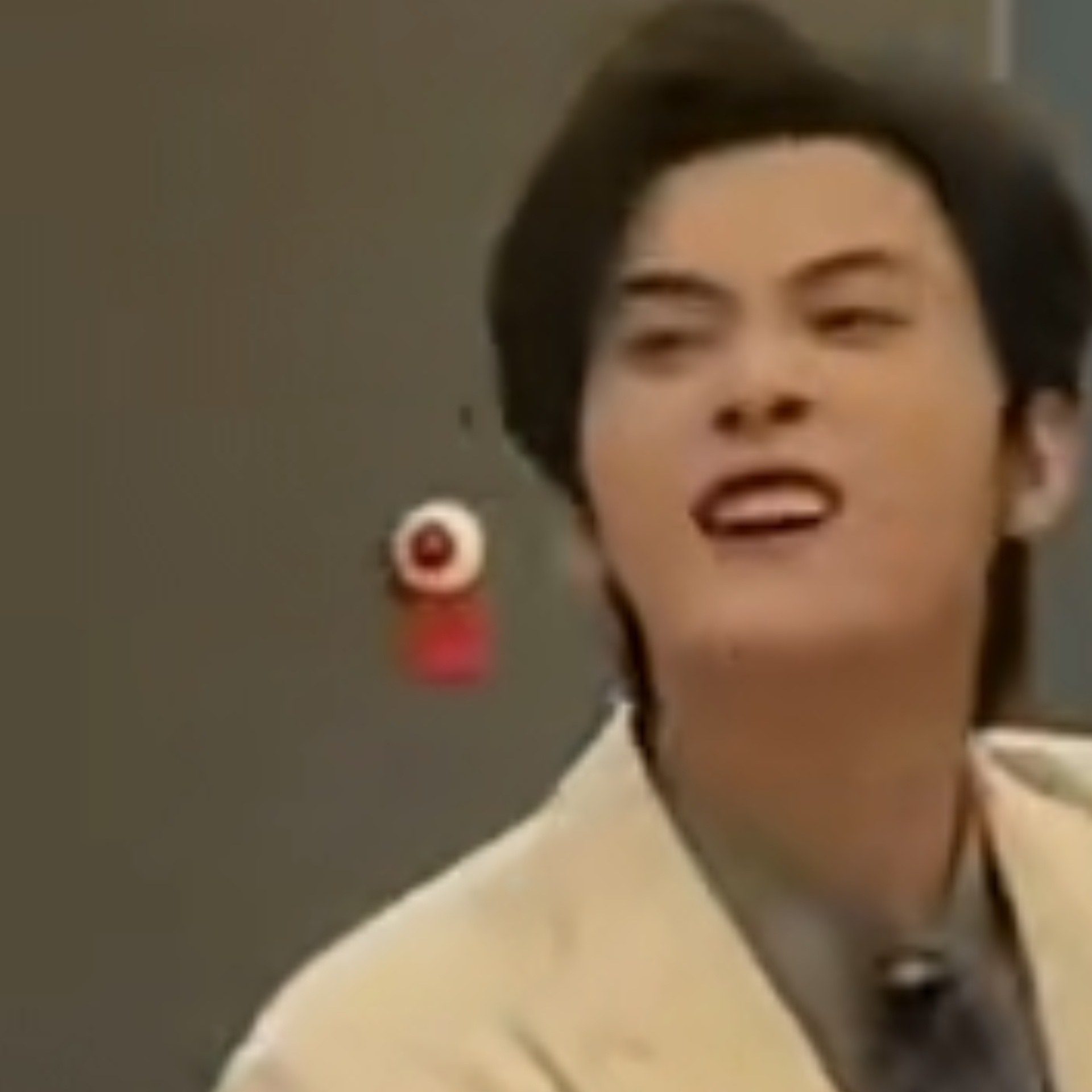 哼！ 