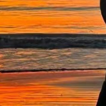 起来跑步啦，运动需要坚持，运动使我快乐