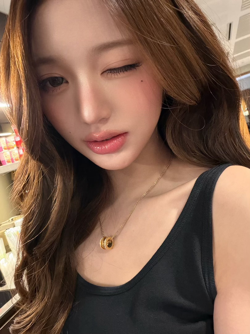 卧槽乱哥哥继续就这样一张帅照丢出来