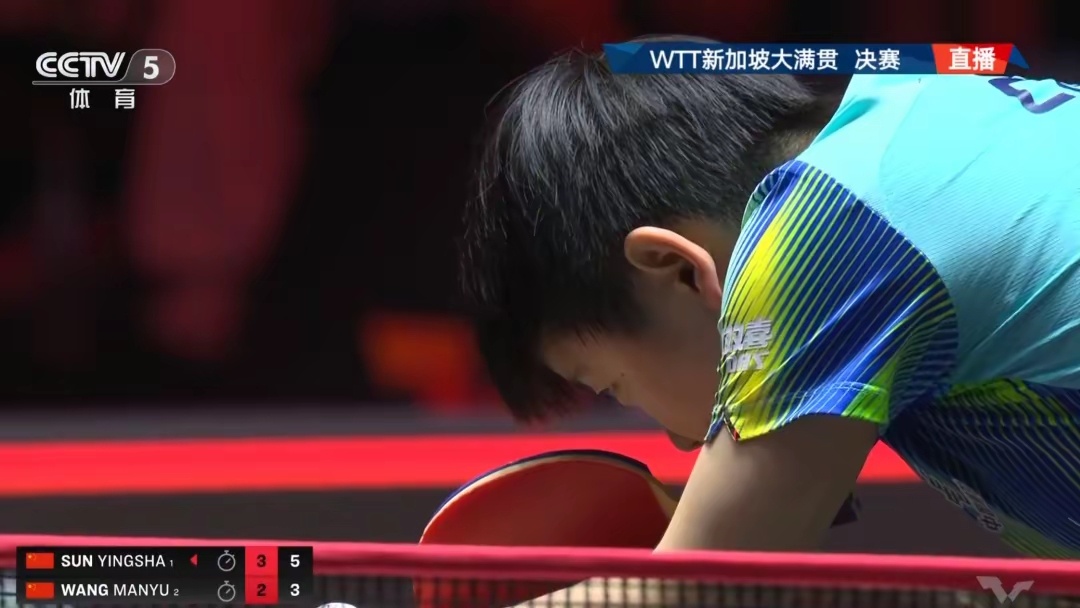 孙颖莎夺冠，4比2胜王曼昱，国乒包揽WTT新加坡大满贯女单冠亚军孙颖莎体育明星 