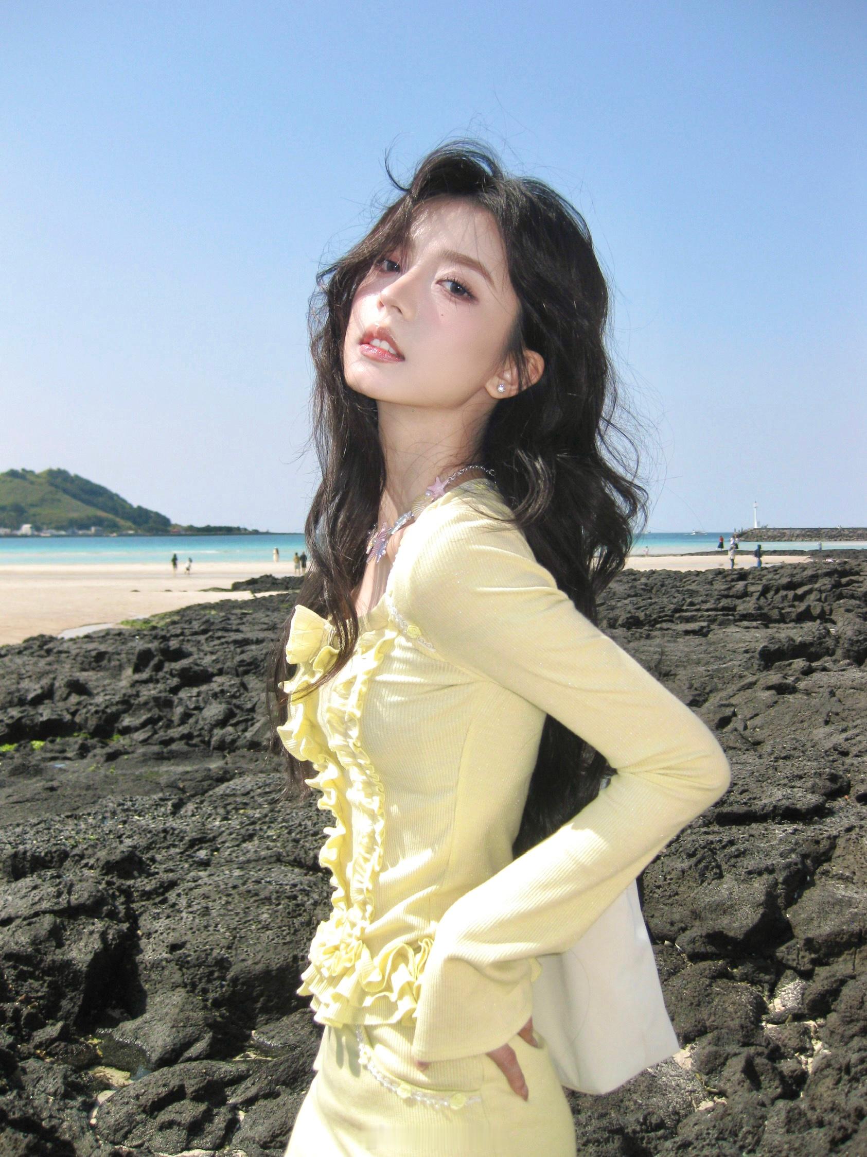yellow ​​​