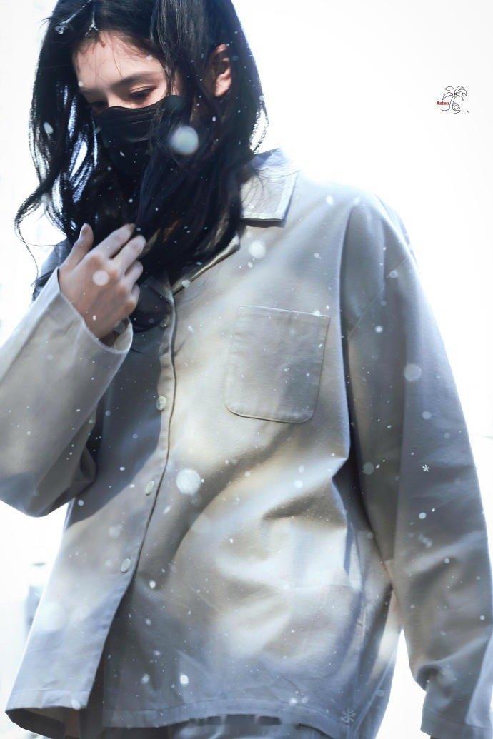 张婧仪《致我那菜市场的白月光》任冬雪路透，此女好萌🥰张婧仪卖烤冷面路透张婧仪给