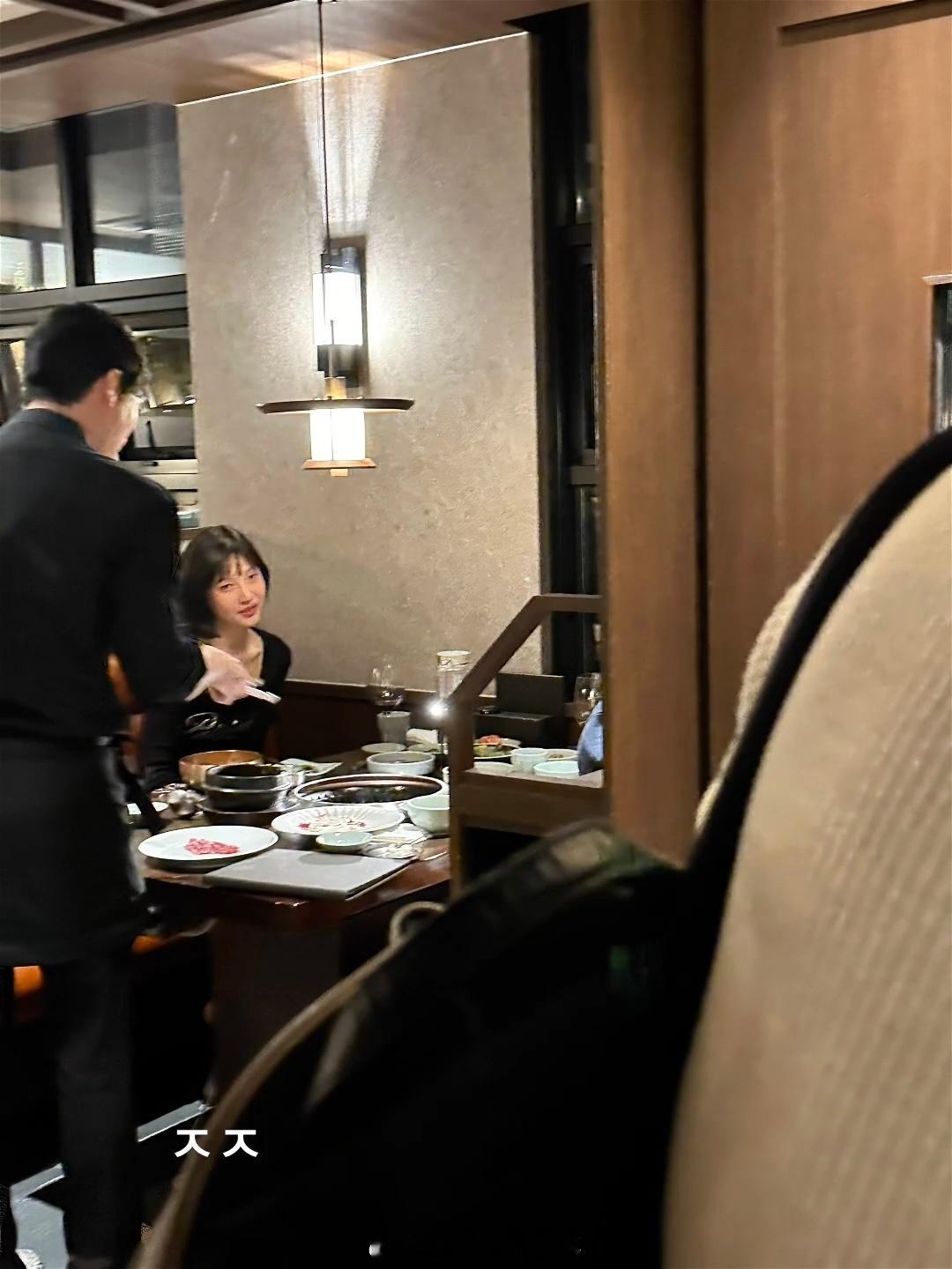 中国网友偶遇朴秀荣Crush约会网友偶遇朴秀荣Crush约会 中国网友偶遇朴秀荣