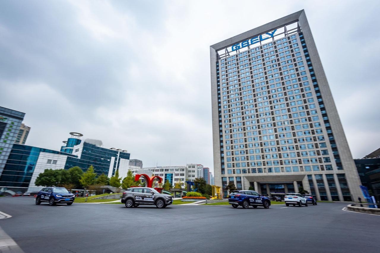 【吉利汽车 2025 年净利润 144.1 亿元】
2026 年 3 月 18 