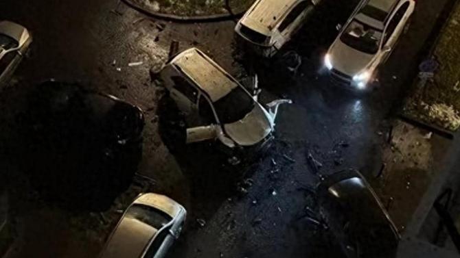 报复来得太快！俄军中将被斩首后，普京下令复仇，乌多地陷入火海
当所有人的目光都还