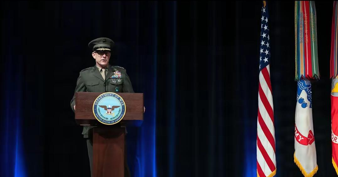 美军在中东的命门藏不住了！这几座油库一炸，航母战机全得趴窝

别看美军天天在中东