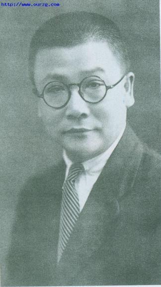 1937年，李克农外出散步，一个戴草帽的老农朝他扔了一个纸团，并且一直盯着他，直