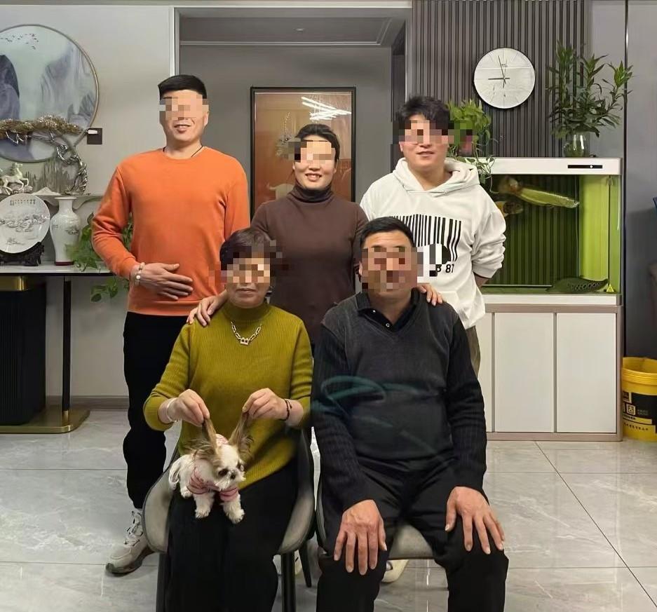 哥哥在田里种山药被电亡，弟弟上去搀扶也被电，不到一炷香时间没俩儿子，这对河南浚县