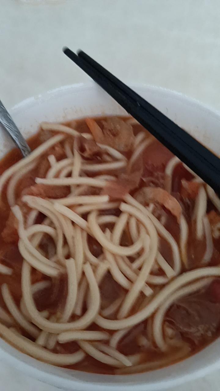 一碗热腾腾的牛肉面，真香！