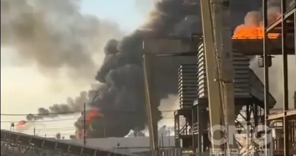 美国得州炼油厂发生爆炸