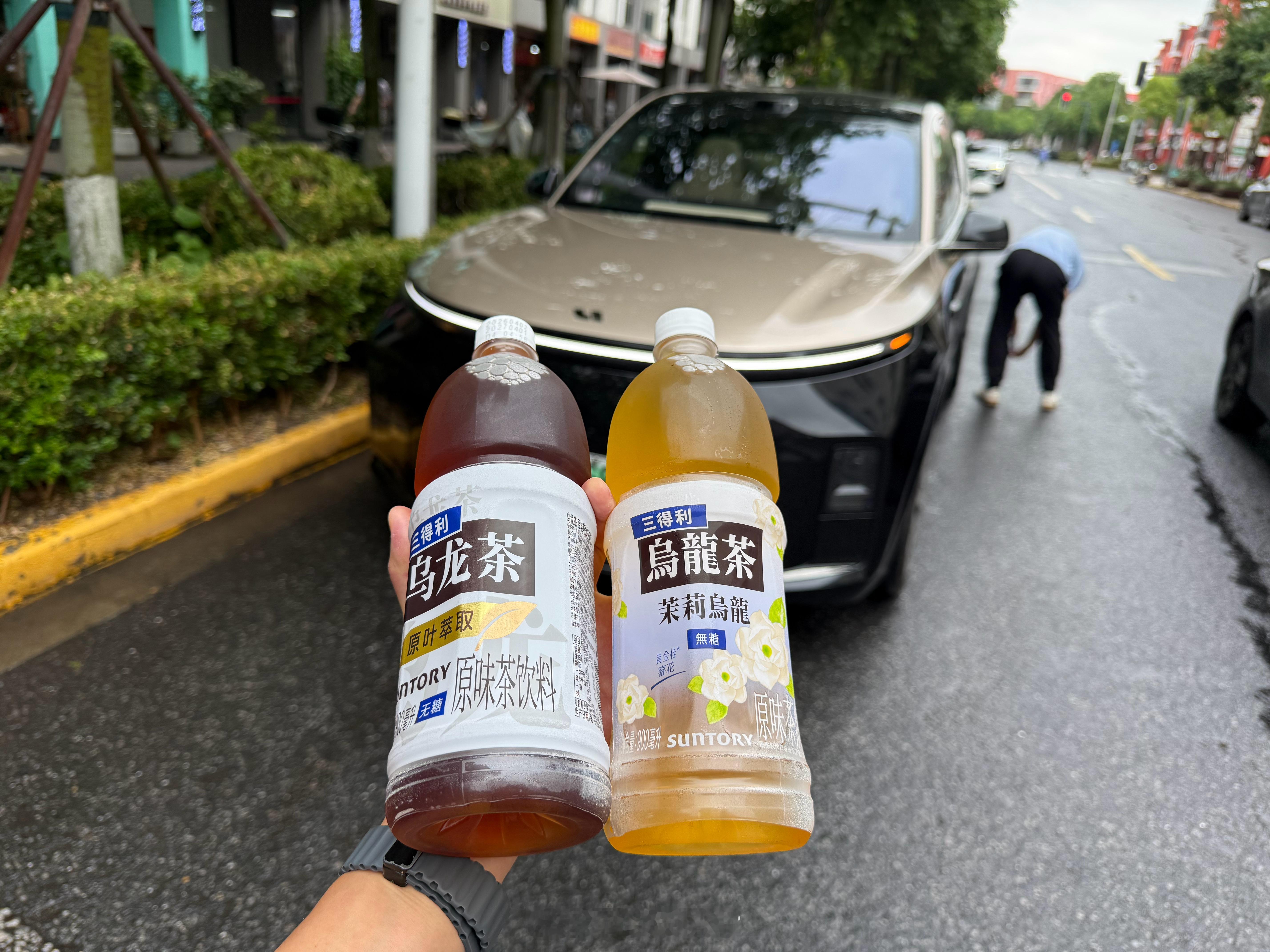 从水的容量都能看出来，今天的工作量很大了 