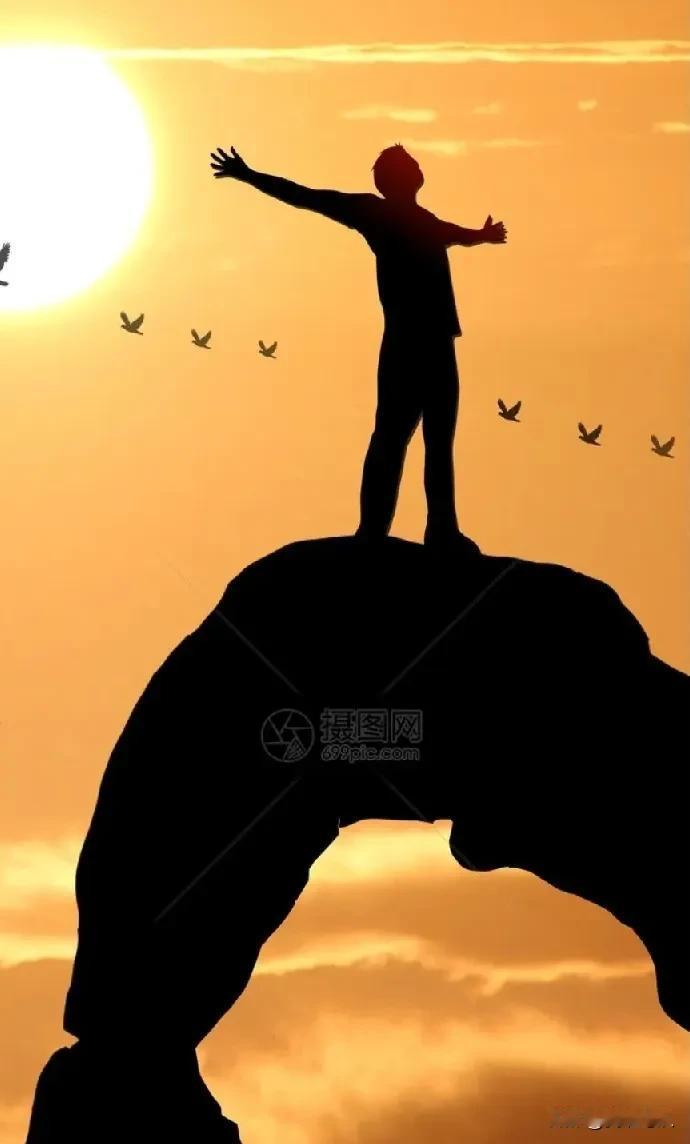 #治疗自己的良药是什么#  治疗自己的良药，就是放下心中的一切纠结和不愉快，一定