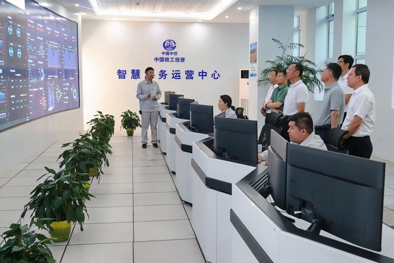 8月6日至7日，中国中铁党委书记、董事长陈文健到中国铁工投资银川城乡供水项目开展