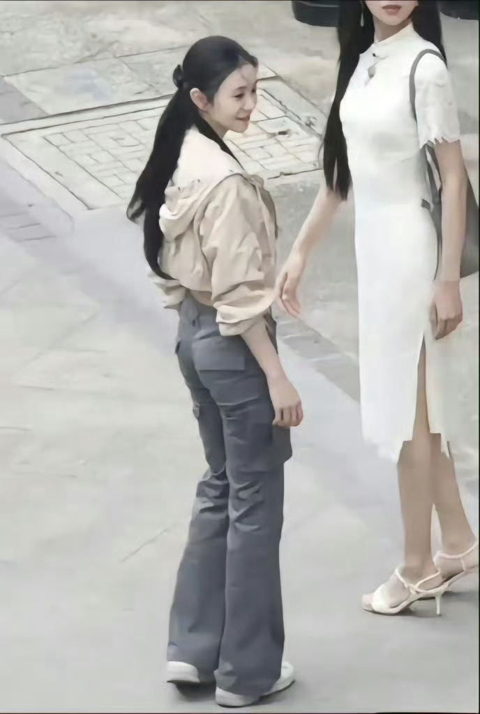 刘浩存的身材也是属于无敌级别 ​​​