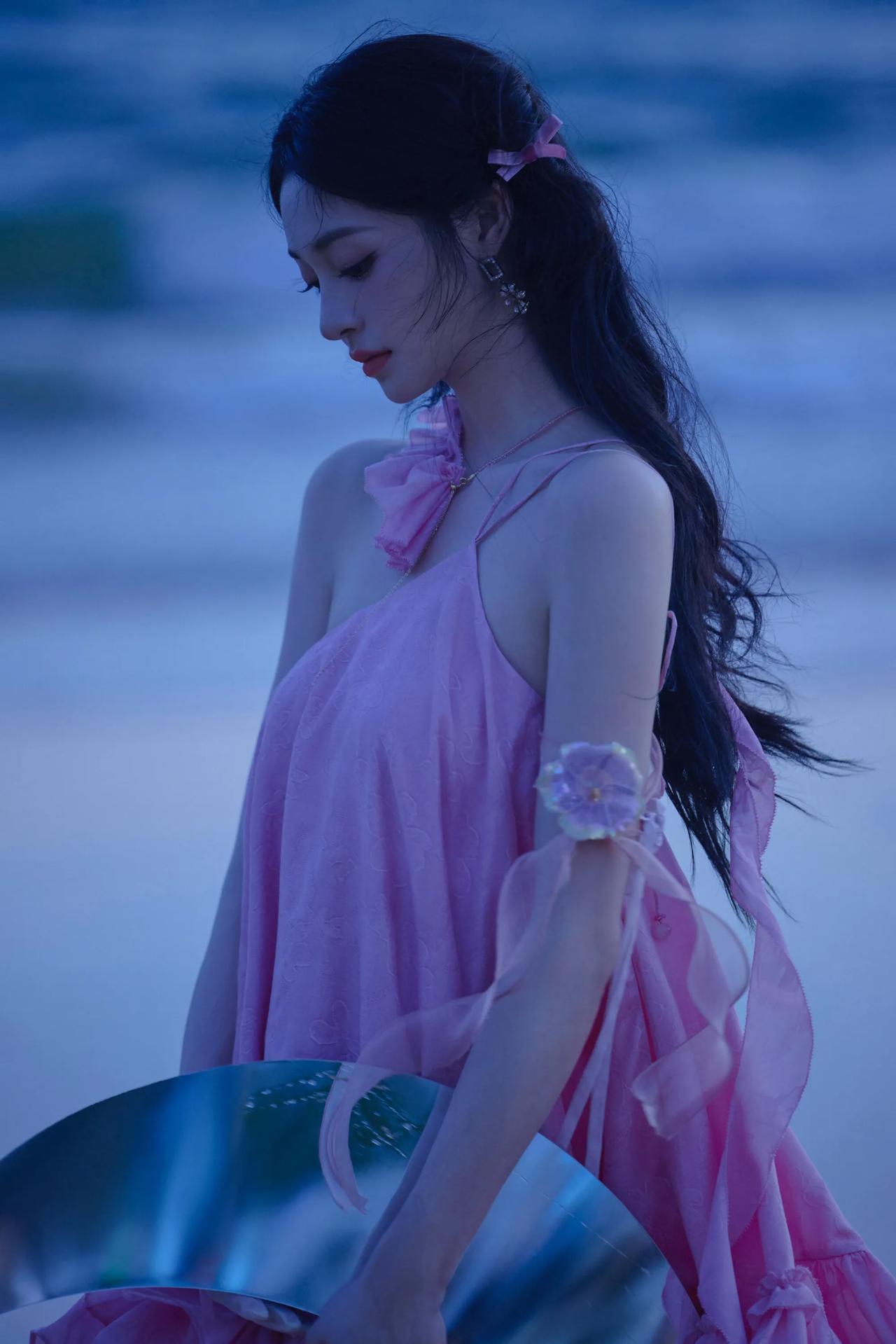 这是月光女神啊[笑]
周洁琼 娱乐
