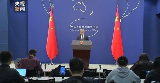 美国想让日本拖住中国，好渔翁得利，日本想拉美国下水，浑水摸鱼；俄国想让中国下场，