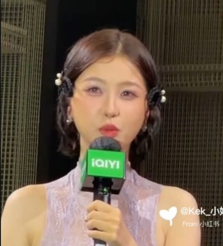 虞书欣工作室 审美虞书欣粉丝都不满意，你们说这是造型问题还是人的问题呢？是不是可