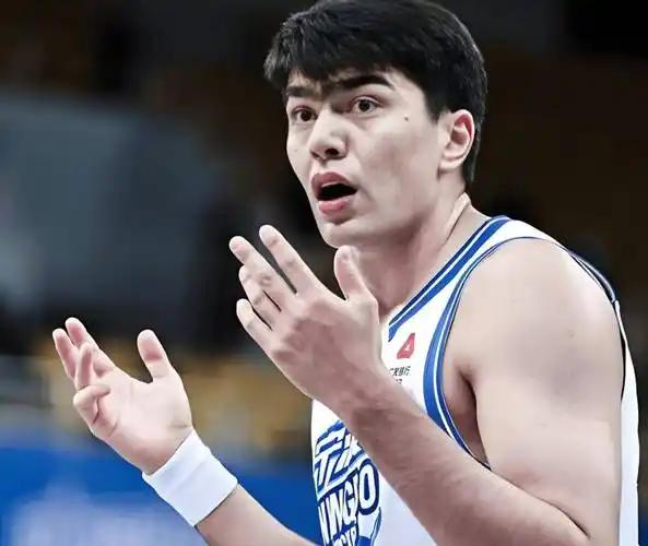 这事可能会不了了之！随着李祥波的道歉，鲁吐布拉的回应，CBA官方转发李祥波，鲁吐