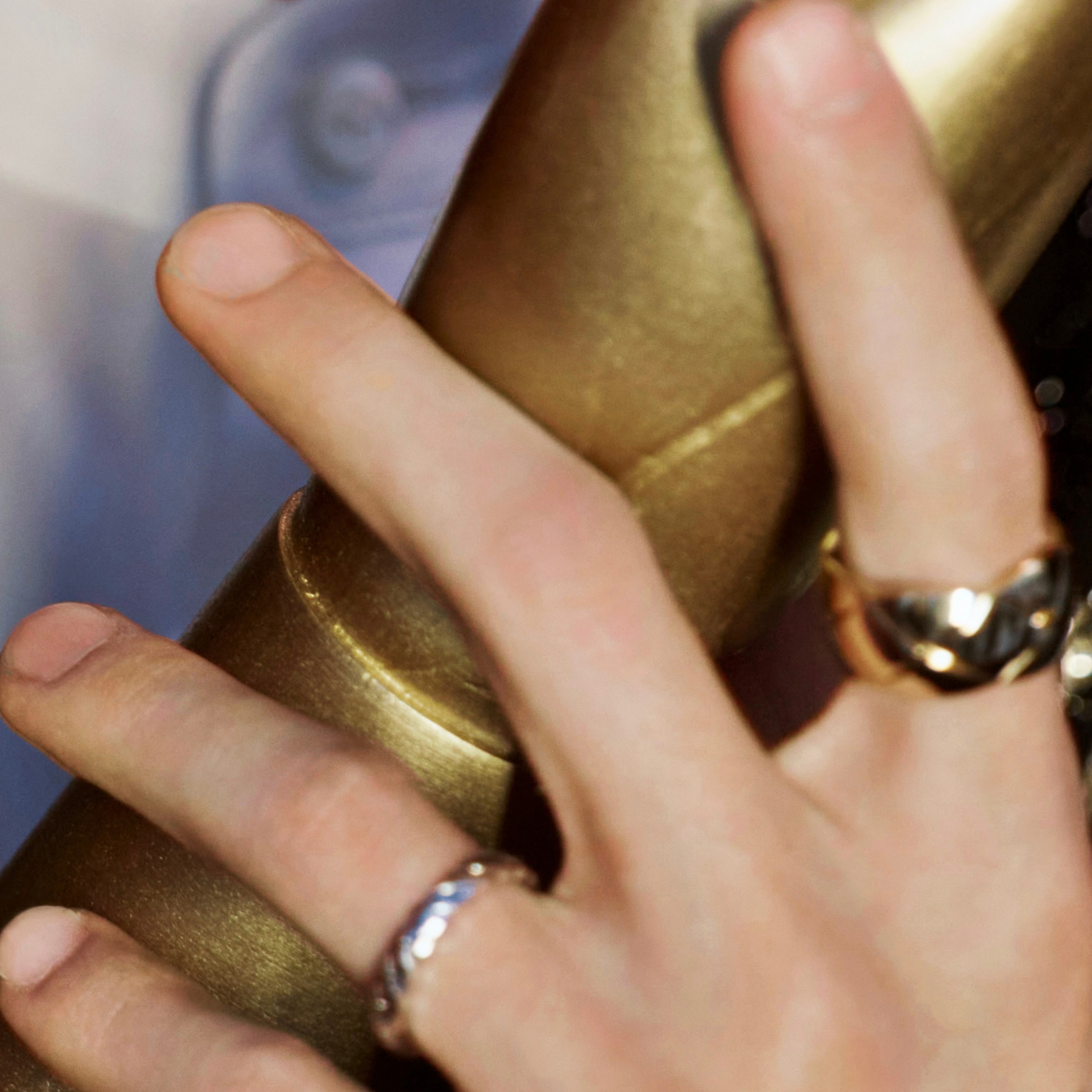 博君一肖 哥不在家，指甲都不剪秃了哈bushi 让你们看双戒呢