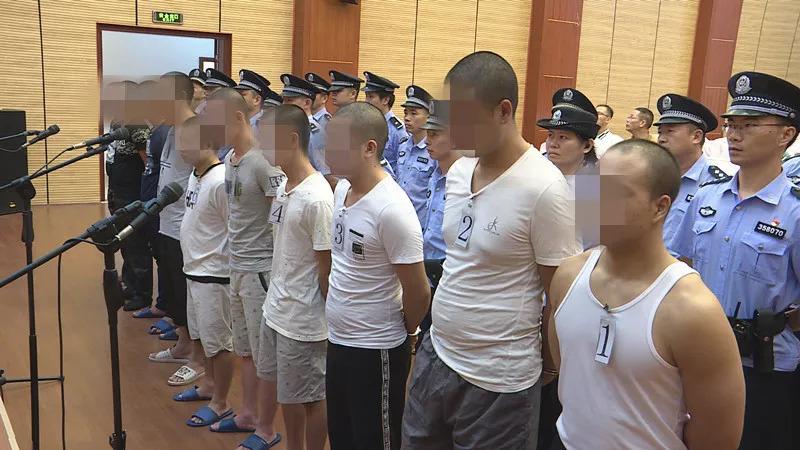 公安部部署深化扫黑除恶专项斗争第一轮集中收网行动，目标已经从过去街头型黑恶犯罪，