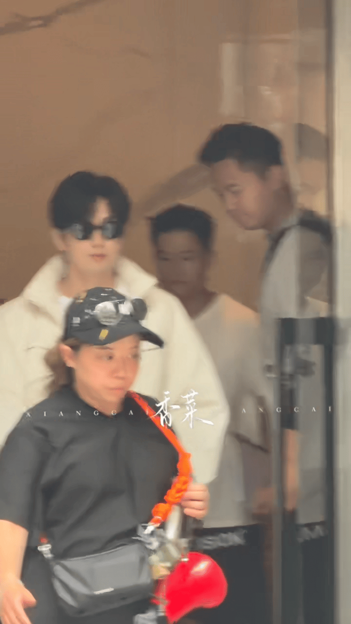 我去。。。 