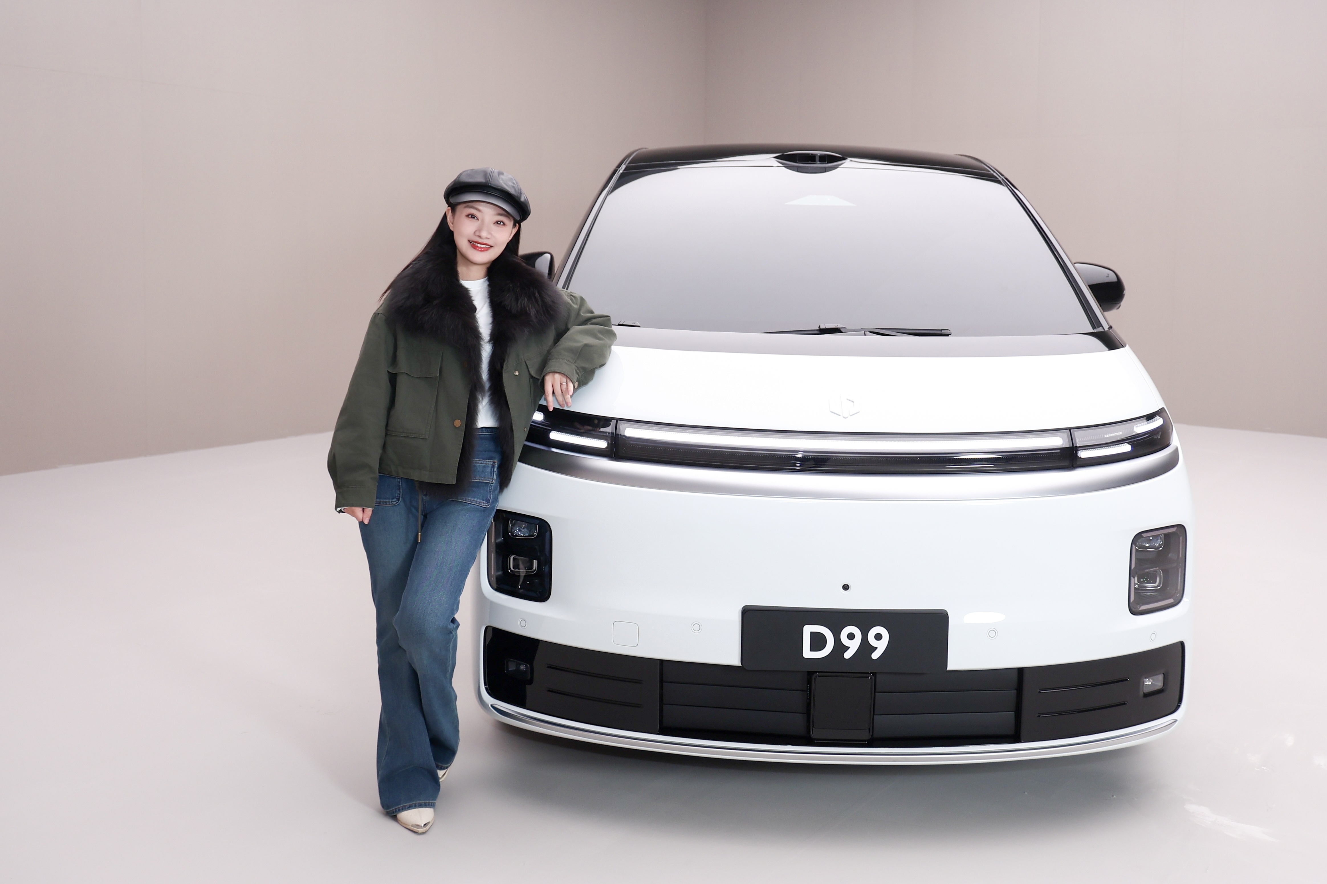 零跑D99纯电续航破增程MPV纪录纯电80度的增程MPV呀呀呀今天大家都发了零跑